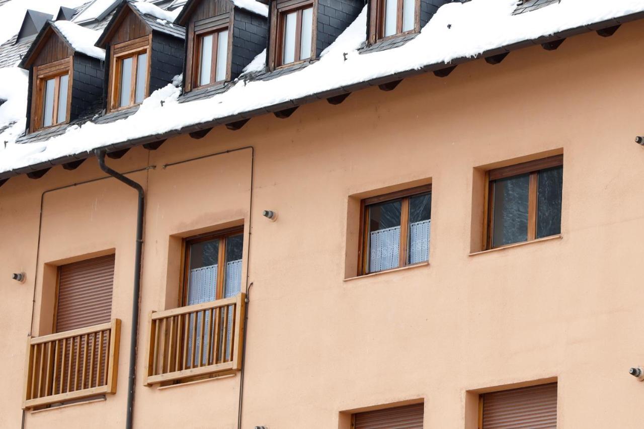 Apartamento Besiberri Vielha Luaran gambar